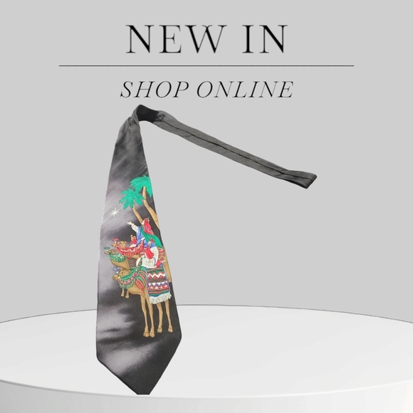 EUC Festive Men's 100% Silk Tie - Colorful Holiday Religious Scene - Picture 4 of 4